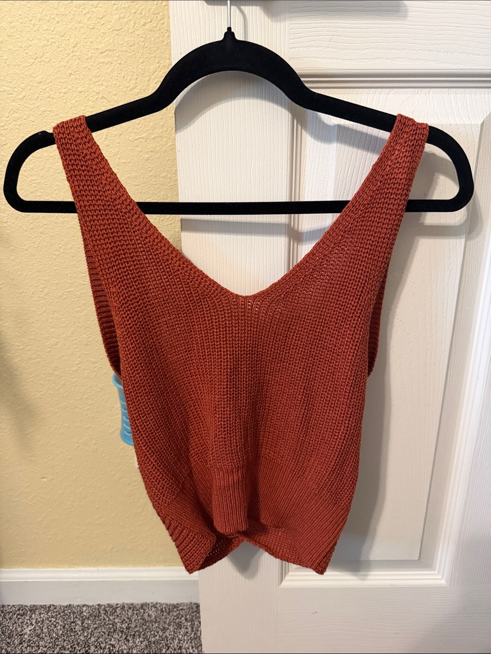 Rust Knit V-Neck Tank Top - Women's Casual Summer Sweater